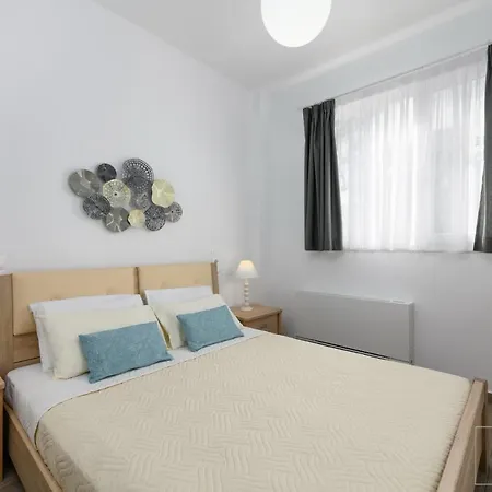 Eurycleia - Akti Homes * Pitsidia