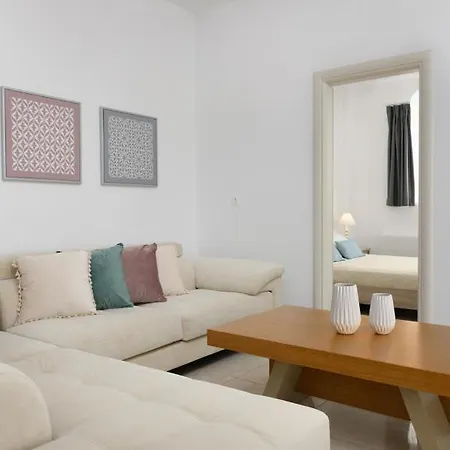 Eurycleia - Akti Homes